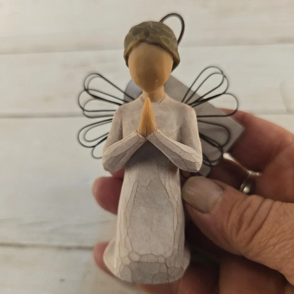 Willow Tree Angel of Prayer Ornament Susan Lordi Demdaco Kneeling Figure 4 inch